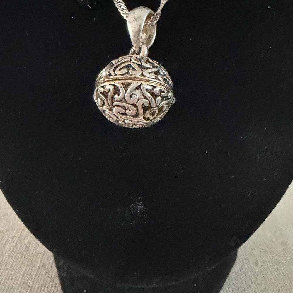 Silver-Toned Filigree Sphere Pendant Necklace. - Picture 3 of 6